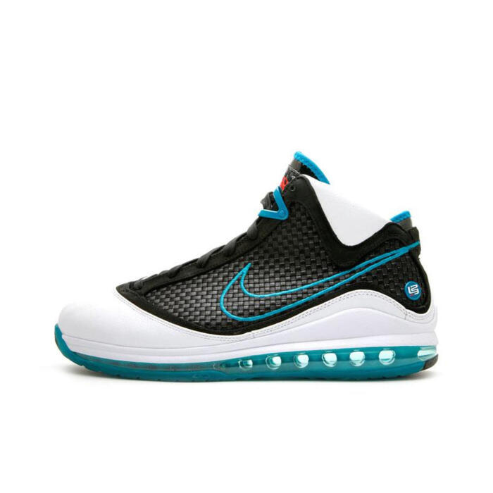 Nike LeBron 7 Red Carpet