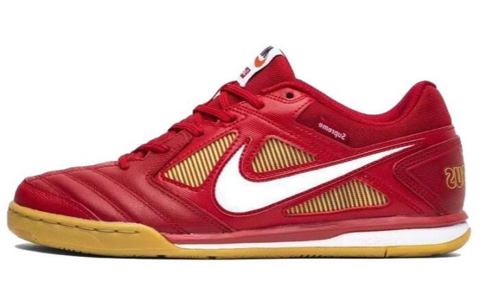 Supreme x Nike SB Gato Red