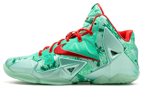 Nike LeBron 11 Christmas