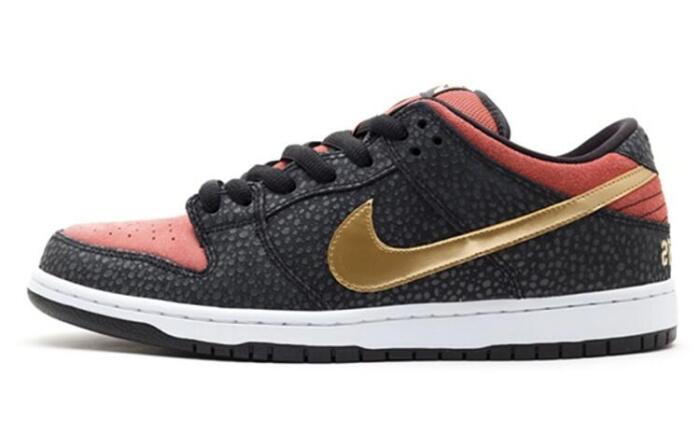 Nike Dunk SB Low Walk of Fame Brooklyn Projects