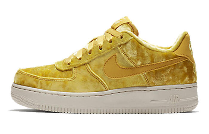 Nike Air Force 1 Mineral Gold
