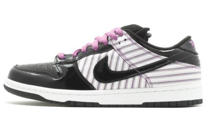Nike Dunk SB Low Avenger Purple