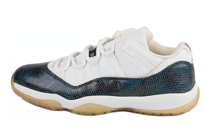 Air Jordan 11 OG Low Navy Snakeskin 2001
