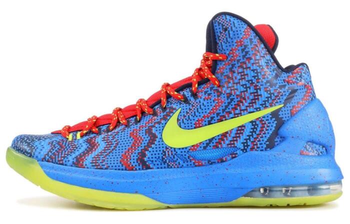 Nike KD 5 "Christmas Day" 5