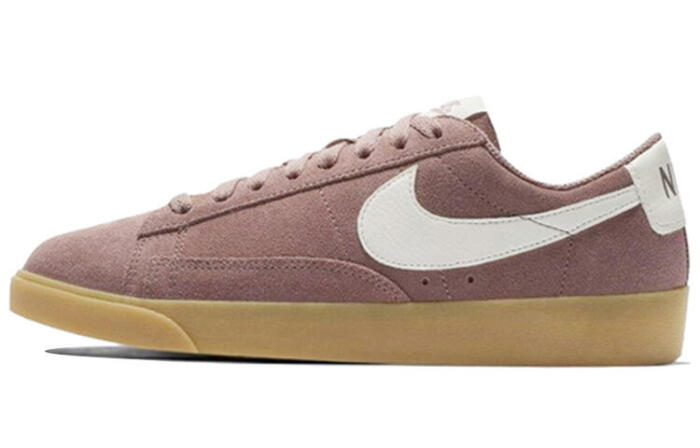 Nike Blazer SD