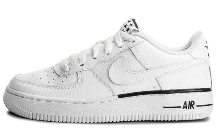 Nike Air Force 1 07