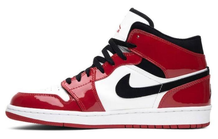 Air Jordan 1 Retro "Chicago" Bulls Patent (2003)