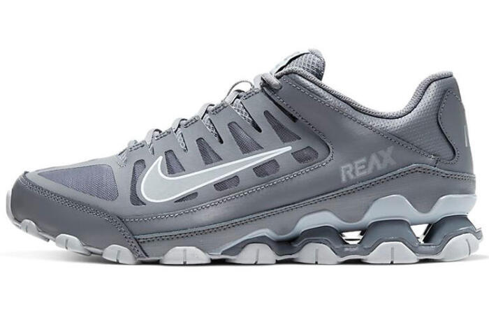 Nike Reax 8