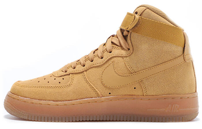 Nike Air Force 1 LV8 3