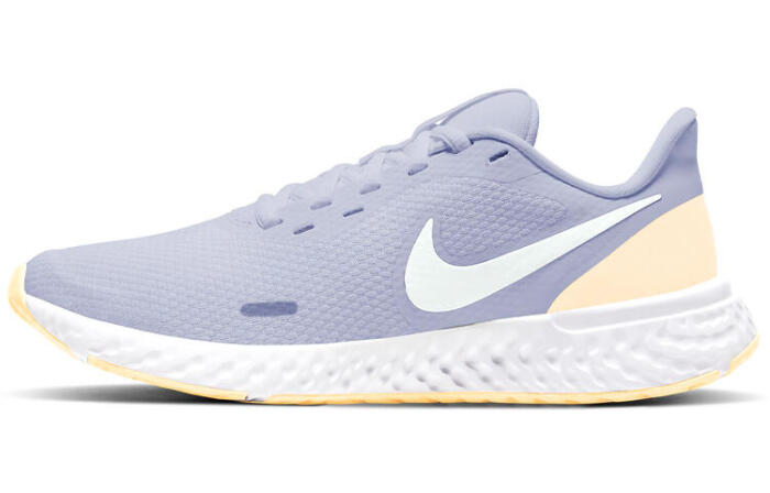Nike REVOLUTION 5