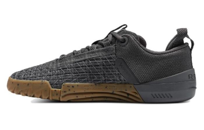 Under Armour Reign 6