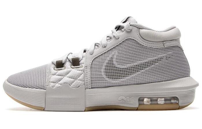 Nike Lebron 8