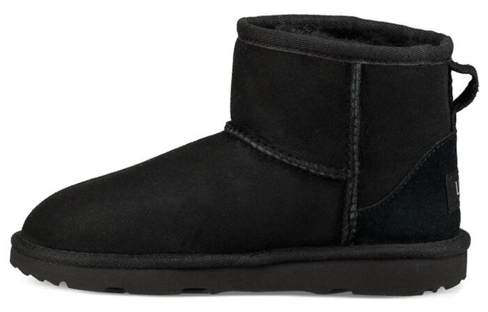 UGG Classic Mini II