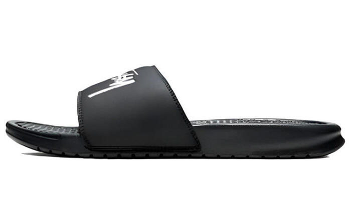 Stussy x  Nike Benassi