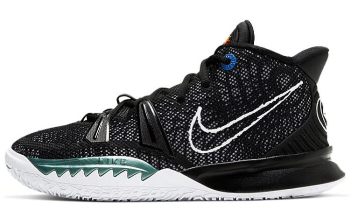 Nike Kyrie 7