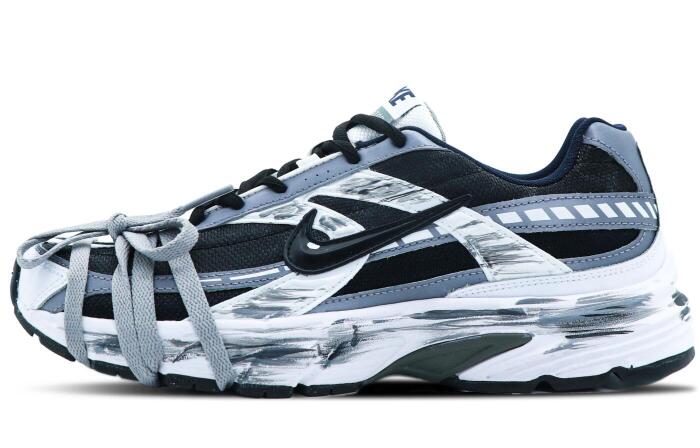 【】  Nike Initiator