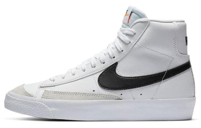 Nike Blazer '77