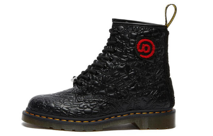 Medicom Toy x Dr.Martens 1460 Remastered