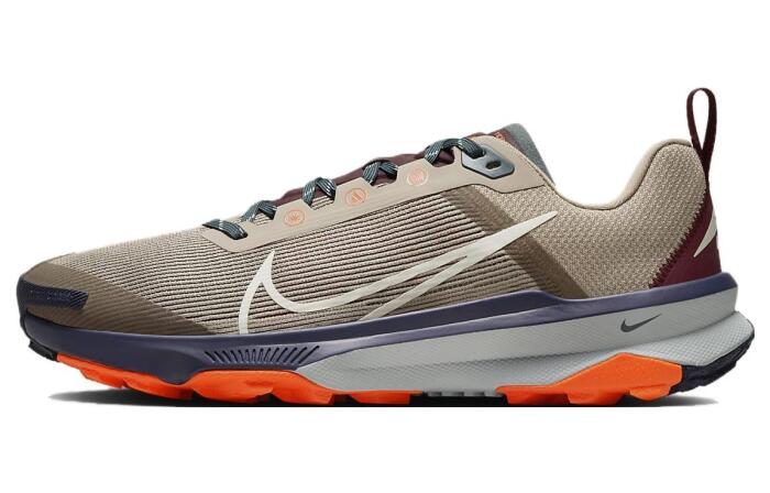 Nike Kiger 9