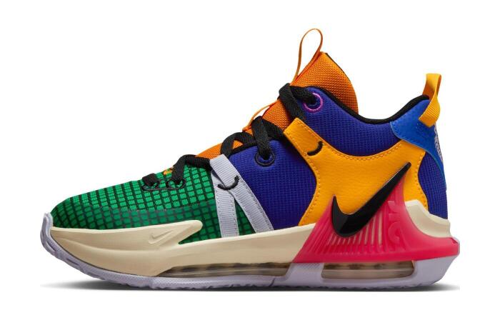 Nike LEBRON WITNESS