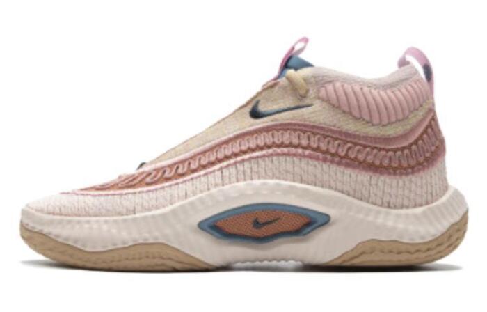 Nike Cosmic Unity 3