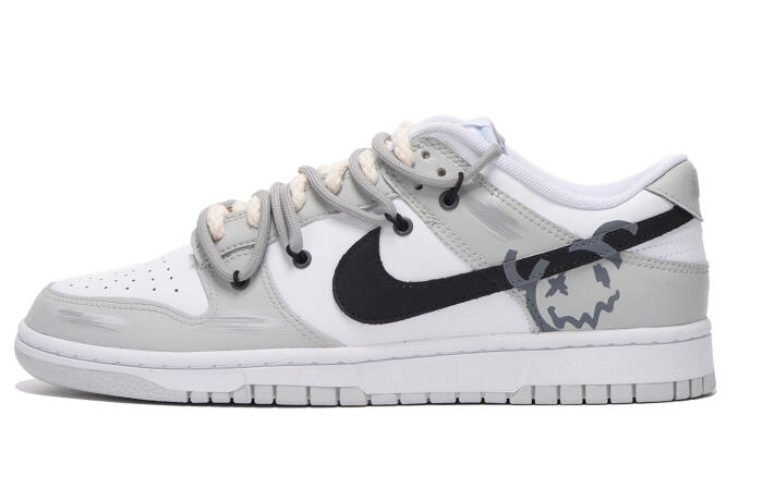 【】 Nike Dunk Low GS