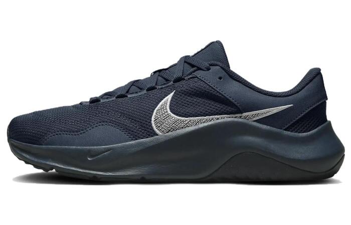 Nike Legend Essential 3