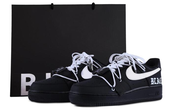 【】 Nike Air Force 1 07 PU