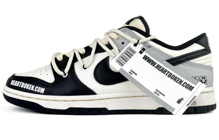 【】 Nike Dunk Low Black