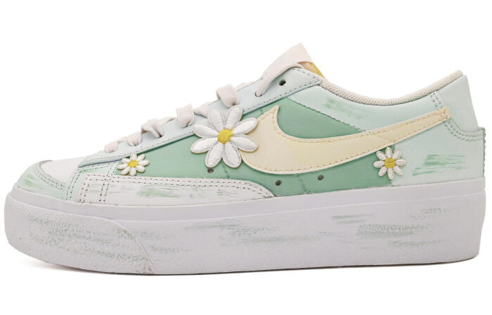 【】 Nike Blazer Low Platform