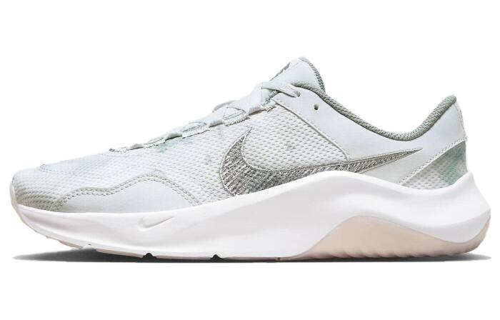 Nike Legend Essential 3 3 Next Nature Premium