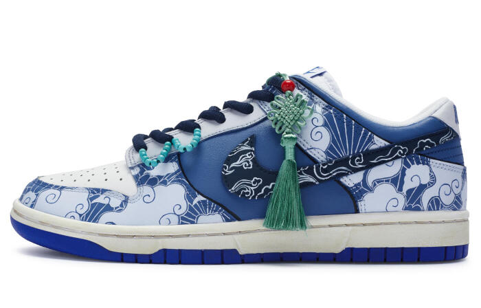 【】 Nike Dunk Low 811