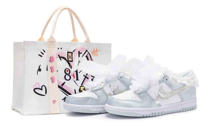 【】 Nike Dunk 811       GS