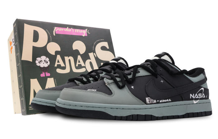 【】 Nike Dunk Low NASA preppy