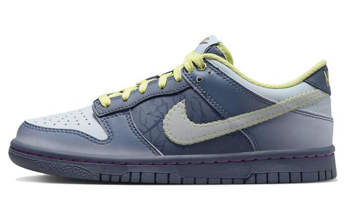 Nike Dunk "Halloween"