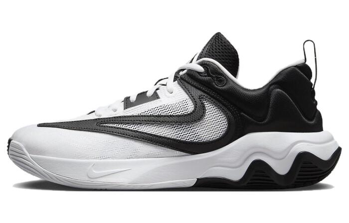 Nike Giannis Immortality 3