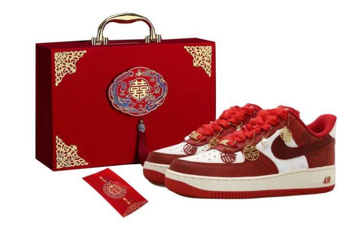 【】 Nike Air Force 1 OKHR