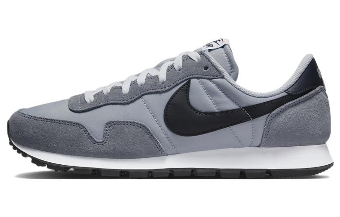 Nike Air Pegasus 83