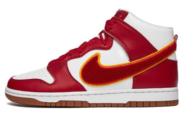 Nike Dunk Retro University "Chenille Swoosh"