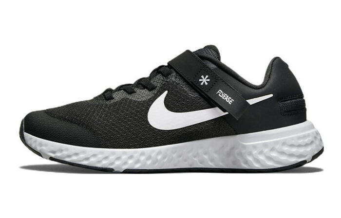 Nike REVOLUTION 6 FlyEase 4E