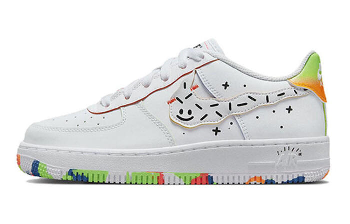 Nike Air Force 1 LV8
