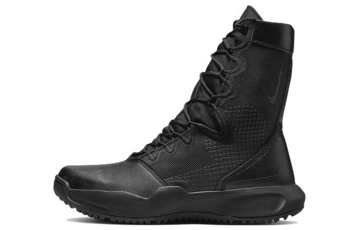 Nike SFB B1