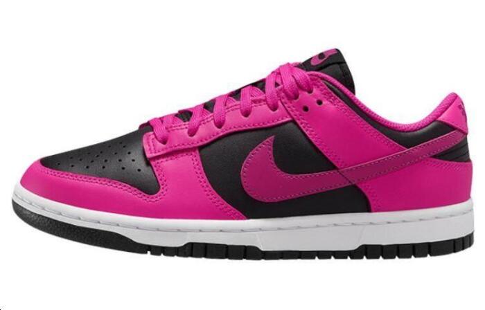 Nike Dunk Low "Fireberry"