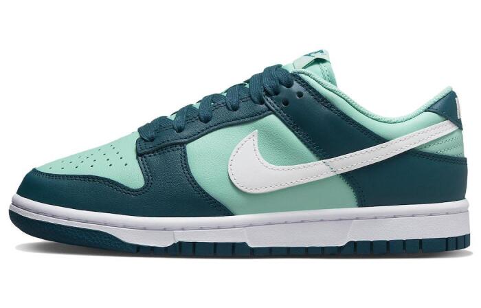 Nike Dunk "Geode Teal"