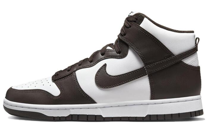 Nike Dunk “Velvet Brown”