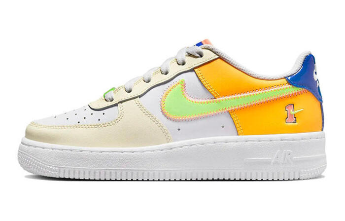 Nike Air Force 1 LV8