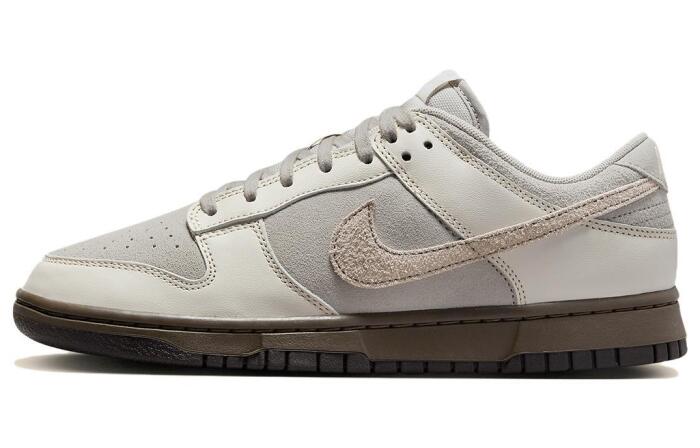 Nike Dunk "Ironstone"