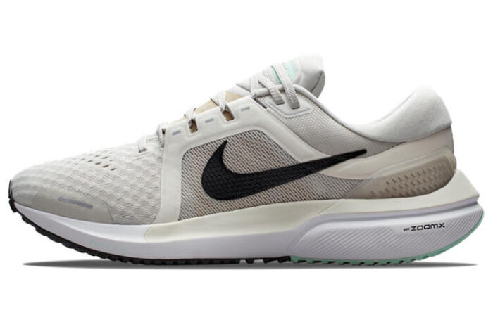 Nike Air Zoom Vomero 16