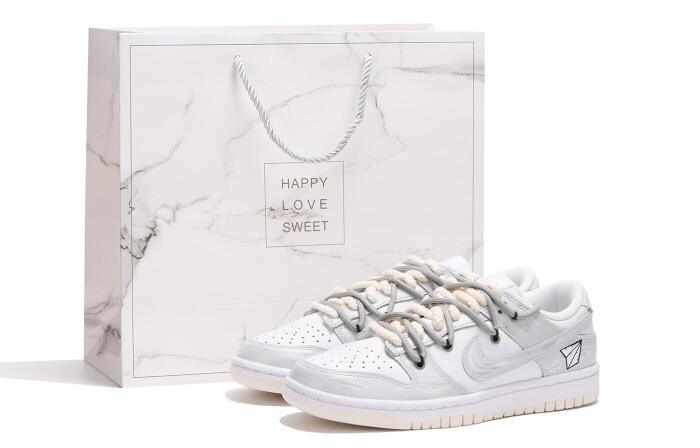 【】 Nike Dunk White Sail vibe