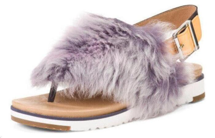 UGG HOLLY